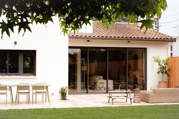 Embellissement extérieur d'une maison individuelle