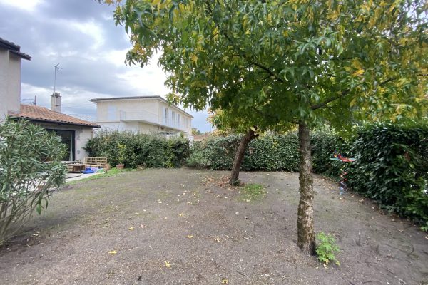 Embellissement extérieur d'une maison individuelle