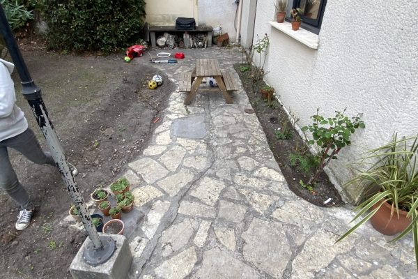 Embellissement extérieur d'une maison individuelle