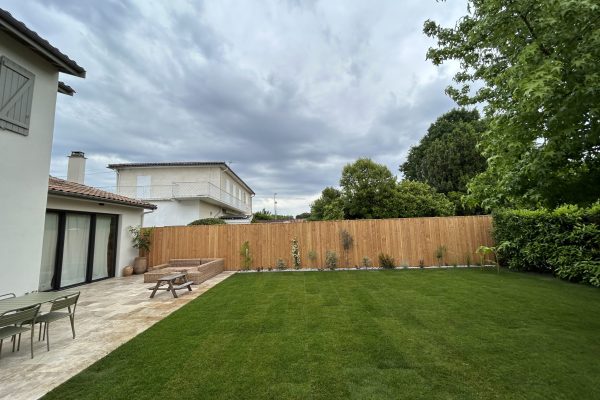Embellissement extérieur d'une maison individuelle